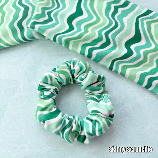 Green Waves Scrunchie (Skinny)